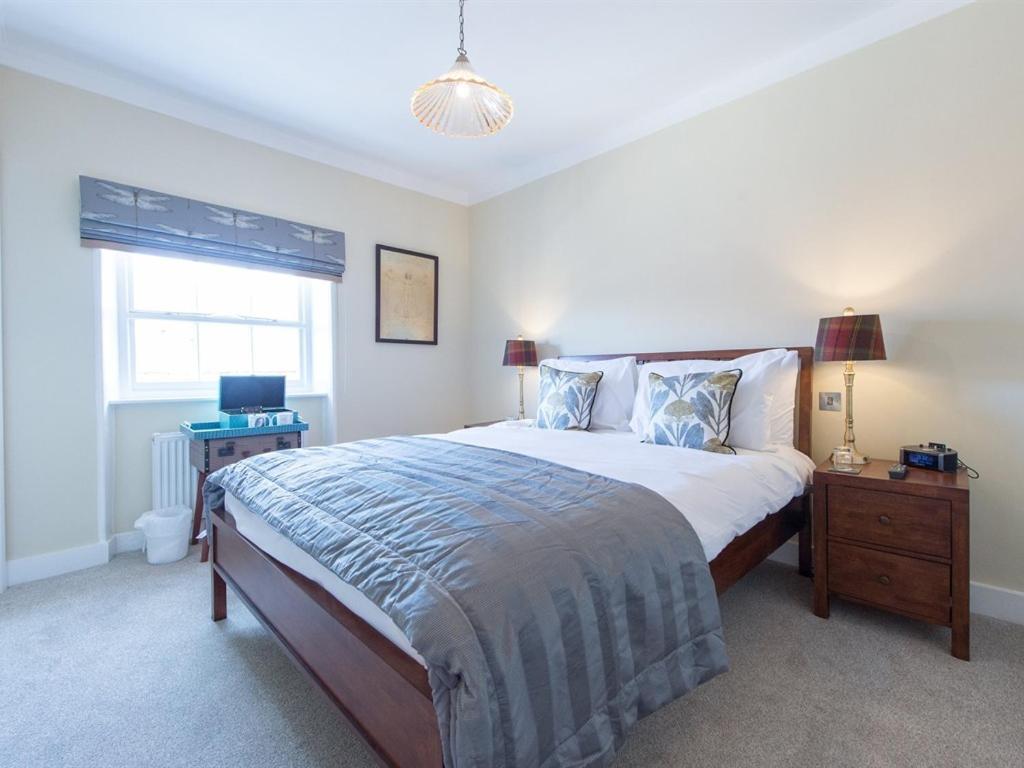 Bed and Breakfast Darwin'S Townhouse Шрусбери Номер фото A bedroom at the hotel