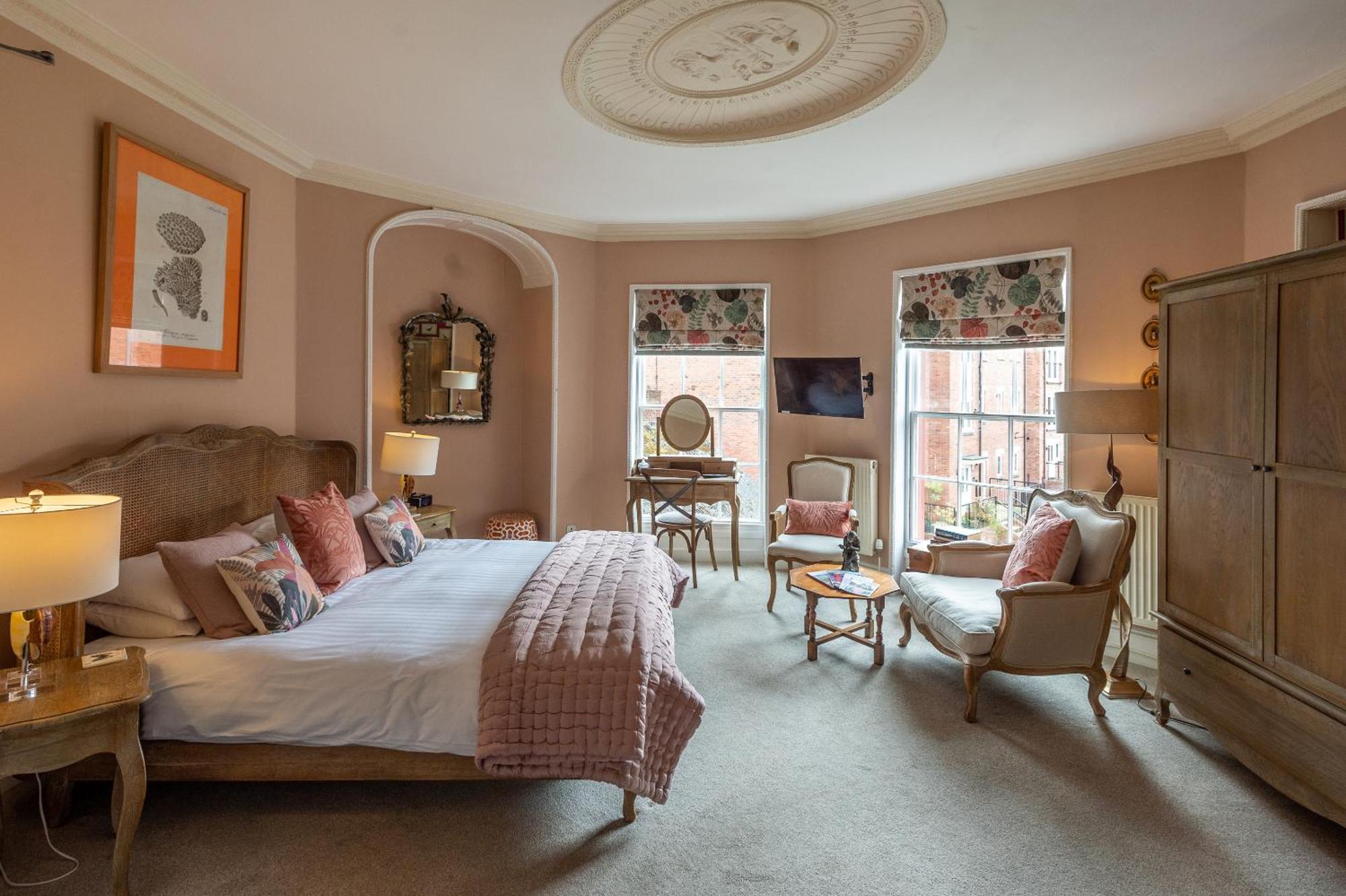 Bed and Breakfast Darwin'S Townhouse Шрусбери Номер фото A bedroom at The Swan